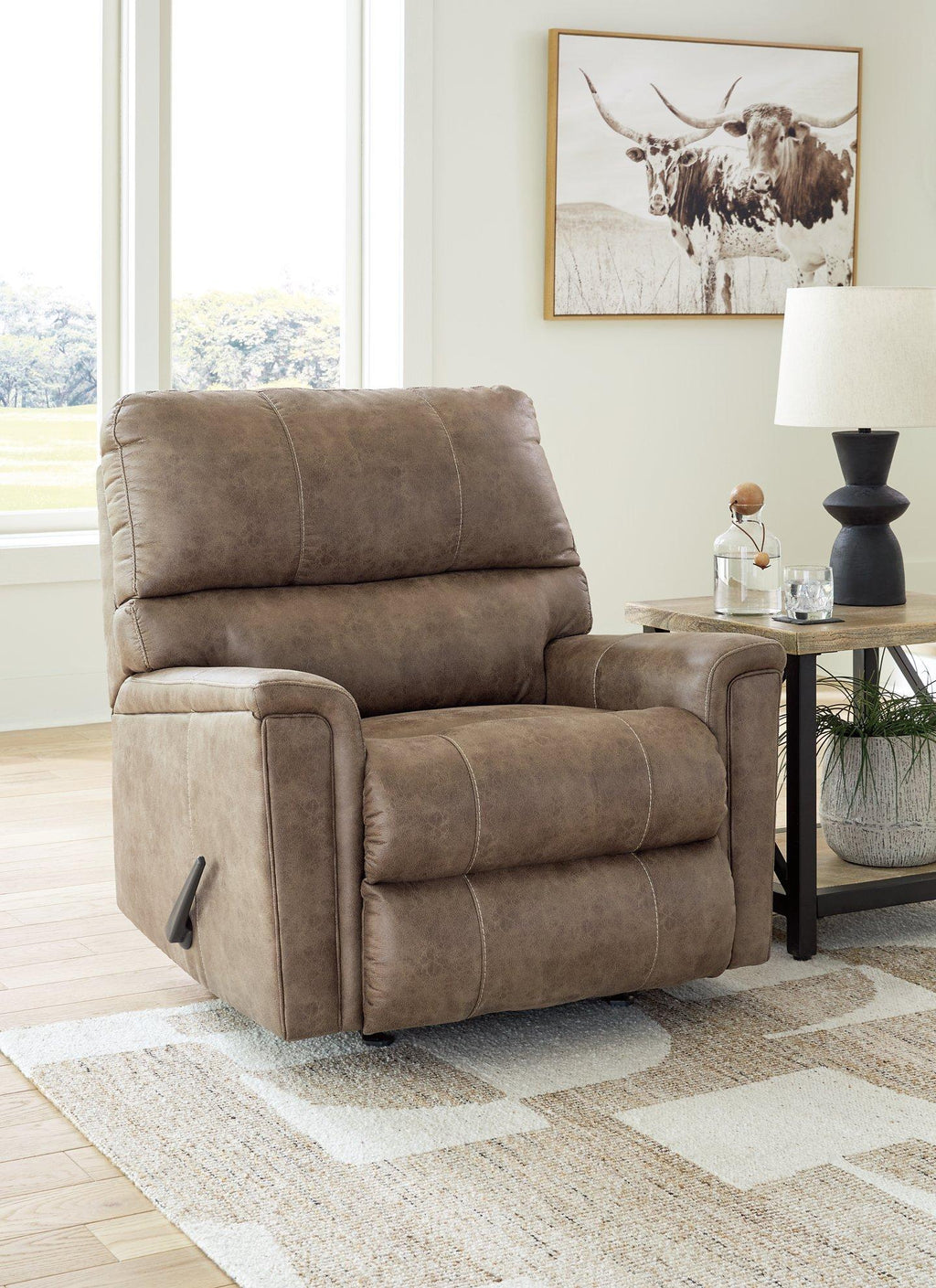 Navi Recliner